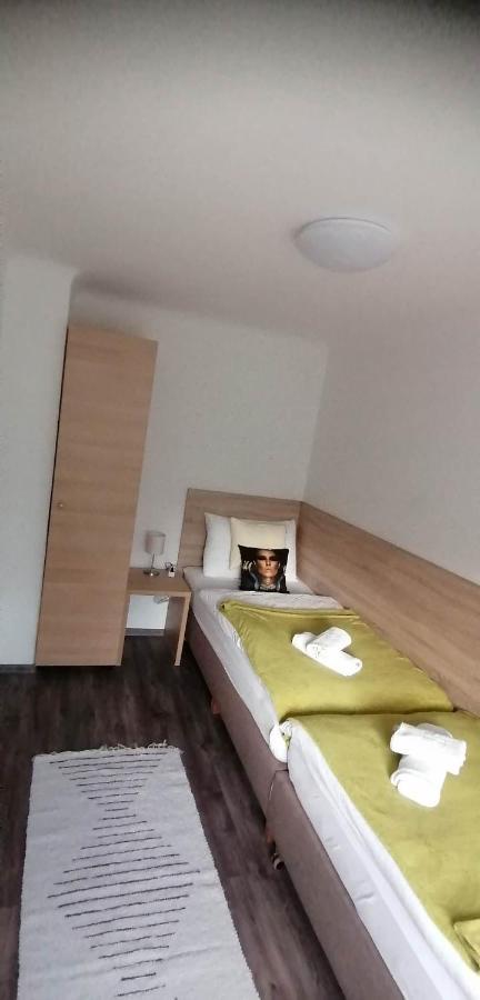 Eisenerzer Apartmenthaus Bagian luar foto