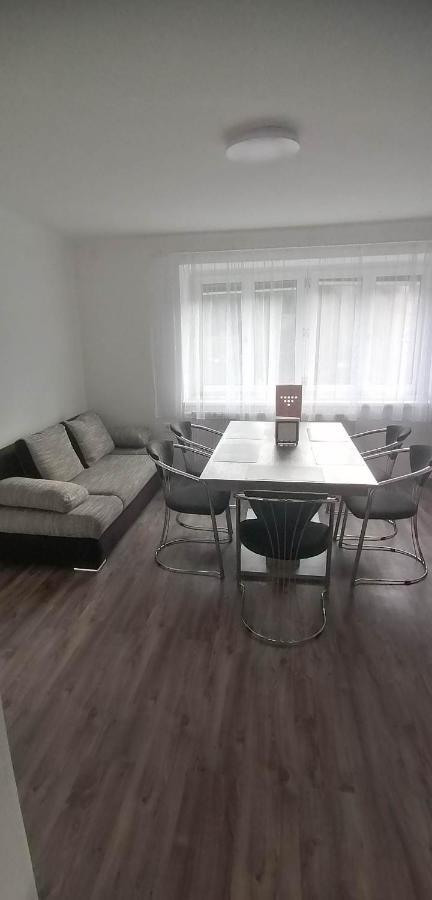Eisenerzer Apartmenthaus Bagian luar foto